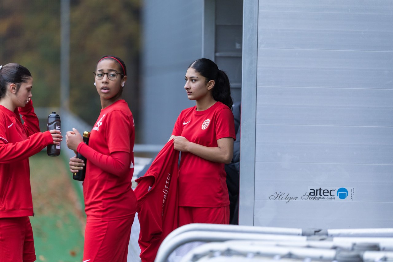 Bild 54 - wCJ VfL Pinneberg - Eimsbuettler TV : Ergebnis: 0:3